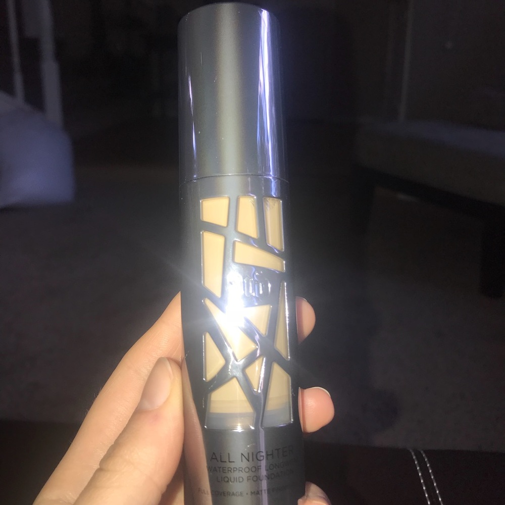 Urban Decay All Nighter Liquid Foundation